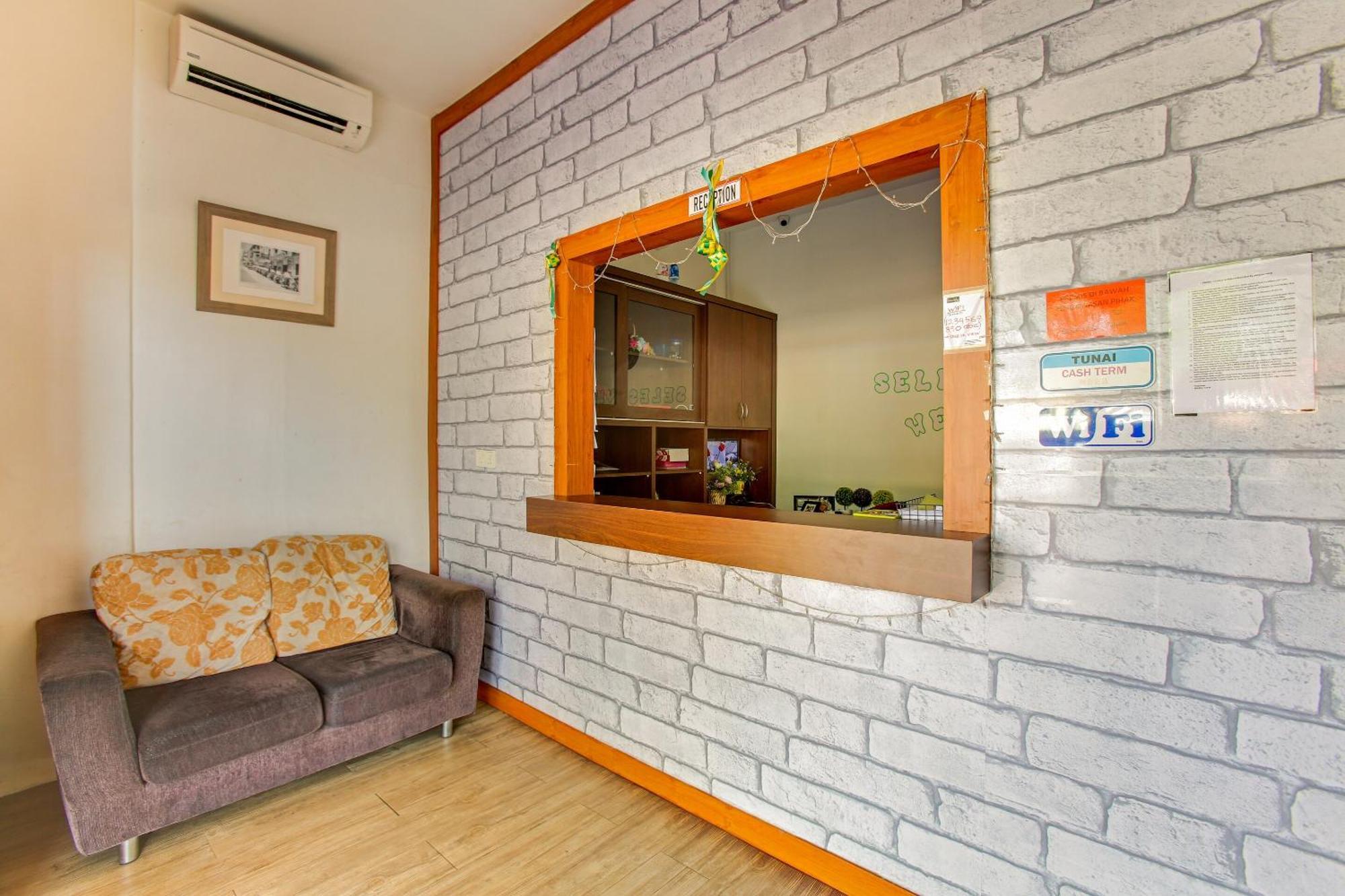 Selesa View Bukit Gambir Hotel Екстериор снимка