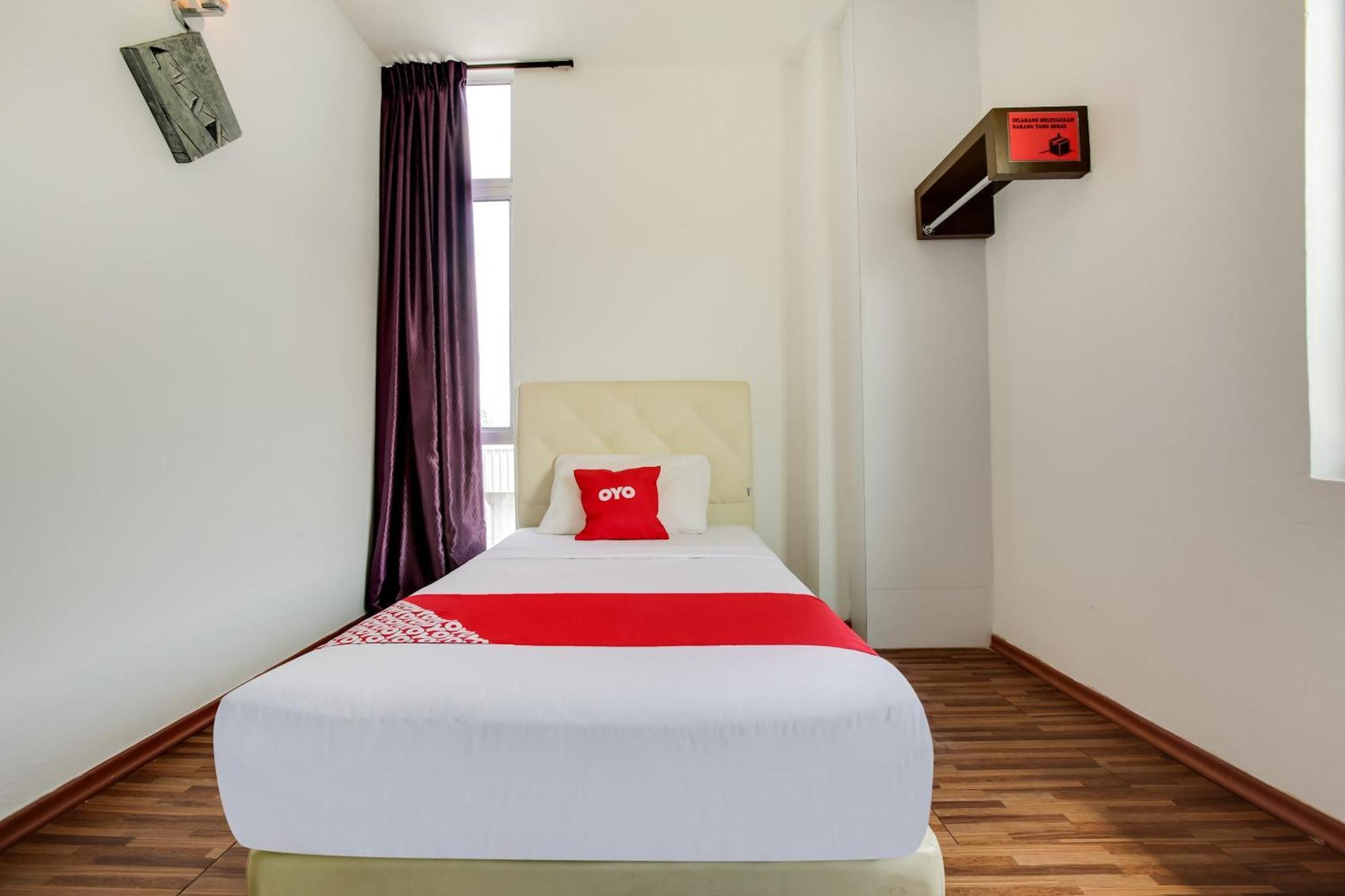 Selesa View Bukit Gambir Hotel Екстериор снимка